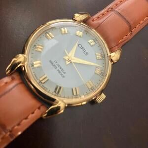 Rare - Mint Condition Oris Gold Case with Tan Leather Strap Men's Watch 36mm